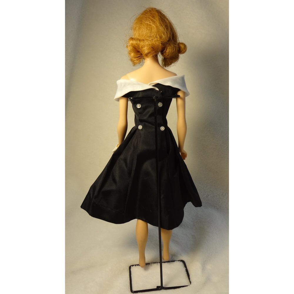 Vintage-Rare 1960s Midge Doll Red Hair‎ Black Dress White Collar with Stand - Picture 4 of 7
